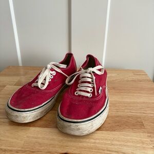red Vans Authentic low-top shoe 8 (w) 6.5 (m) unisex, skate, crimson red, school